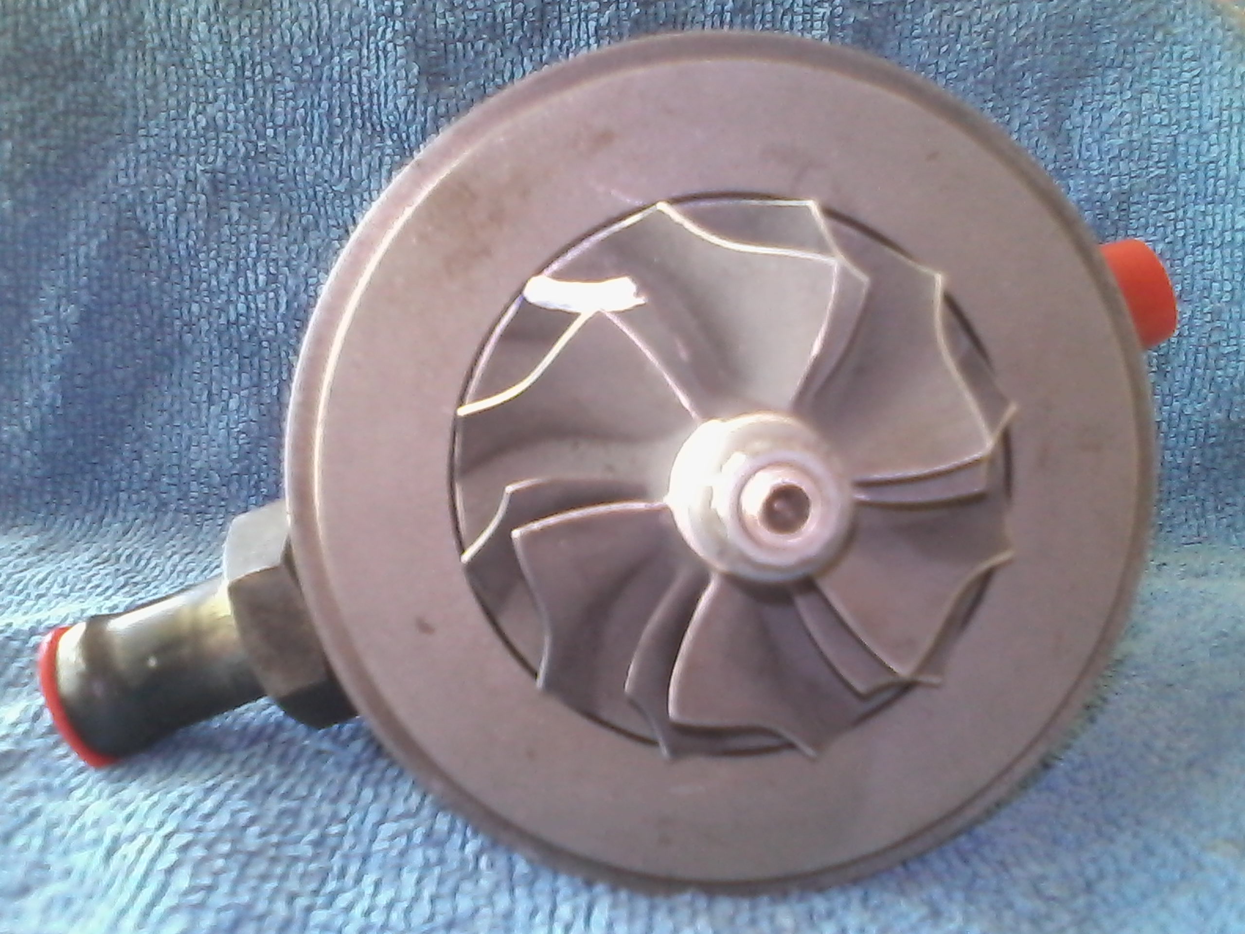 Le corps de turbine, roue avec trim 64